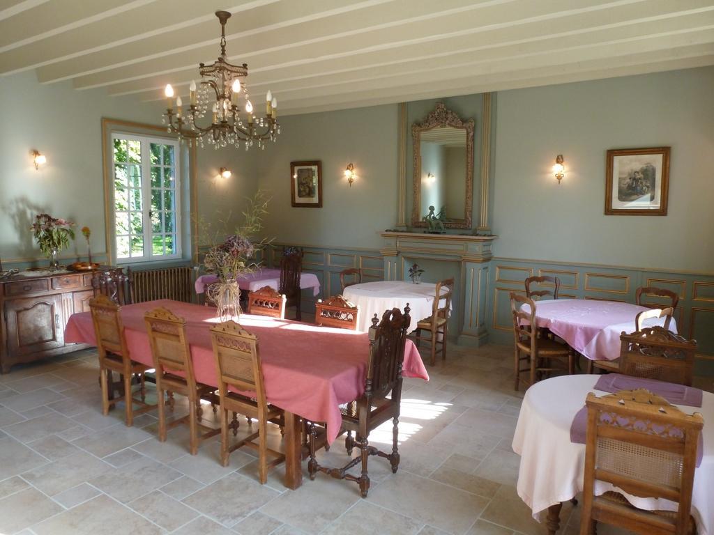 Bed and Breakfast Manoir De Savigny Валонь Экстерьер фото