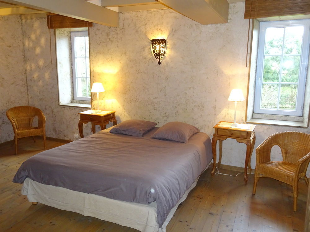 Bed and Breakfast Manoir De Savigny Валонь Экстерьер фото