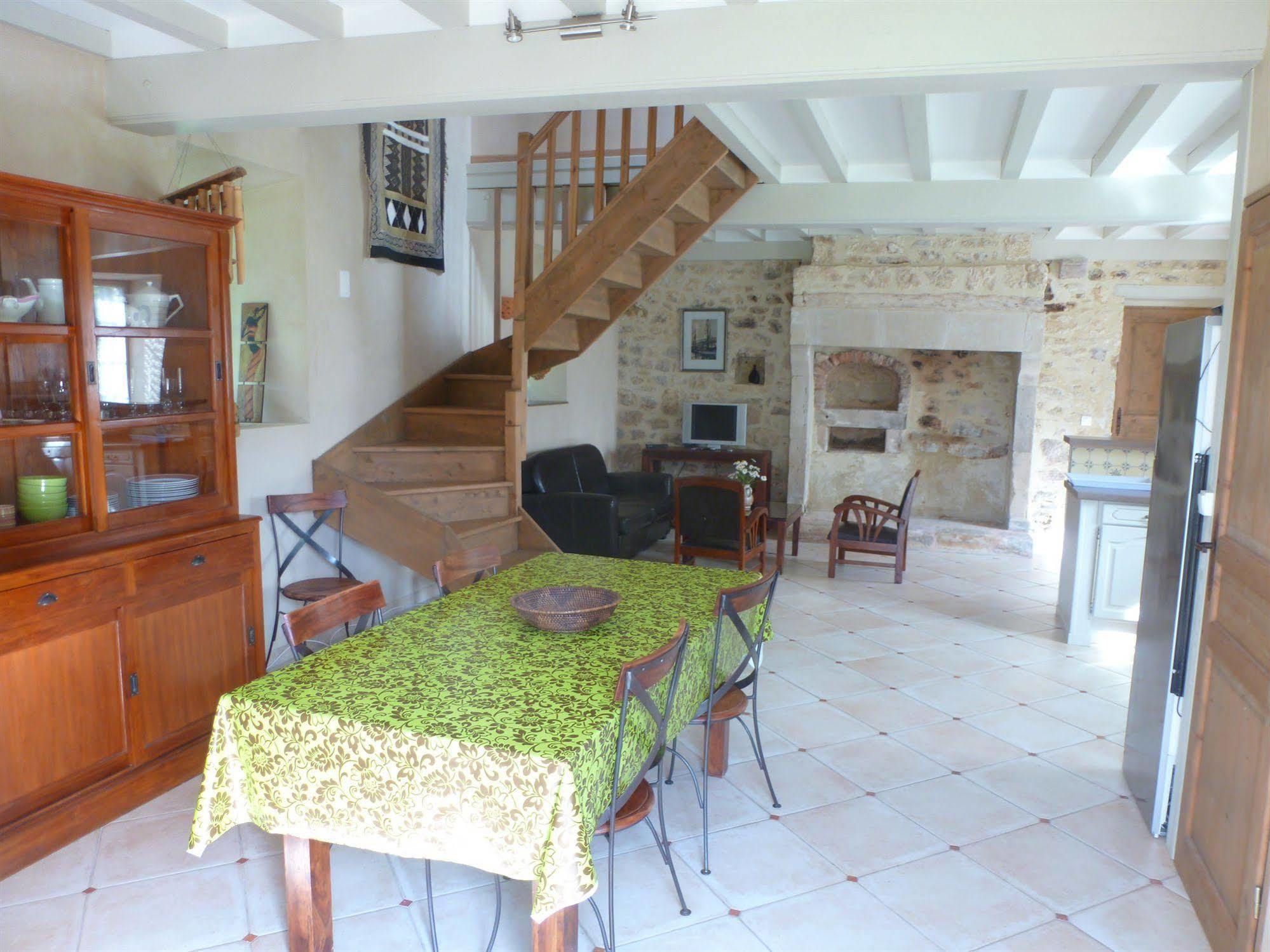 Bed and Breakfast Manoir De Savigny Валонь Экстерьер фото