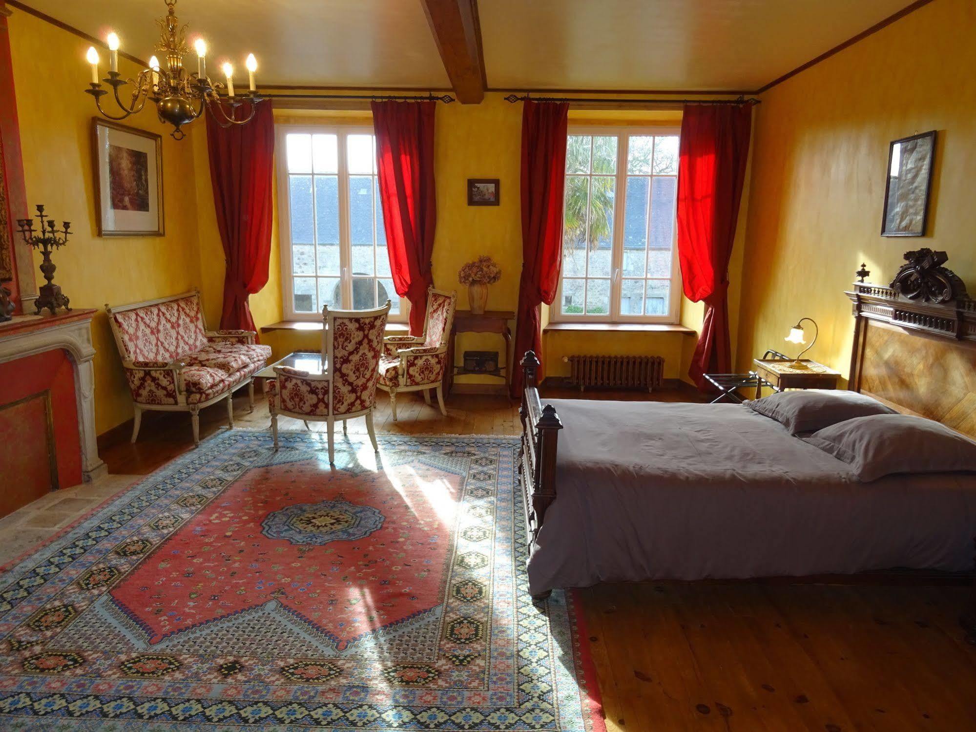 Bed and Breakfast Manoir De Savigny Валонь Экстерьер фото